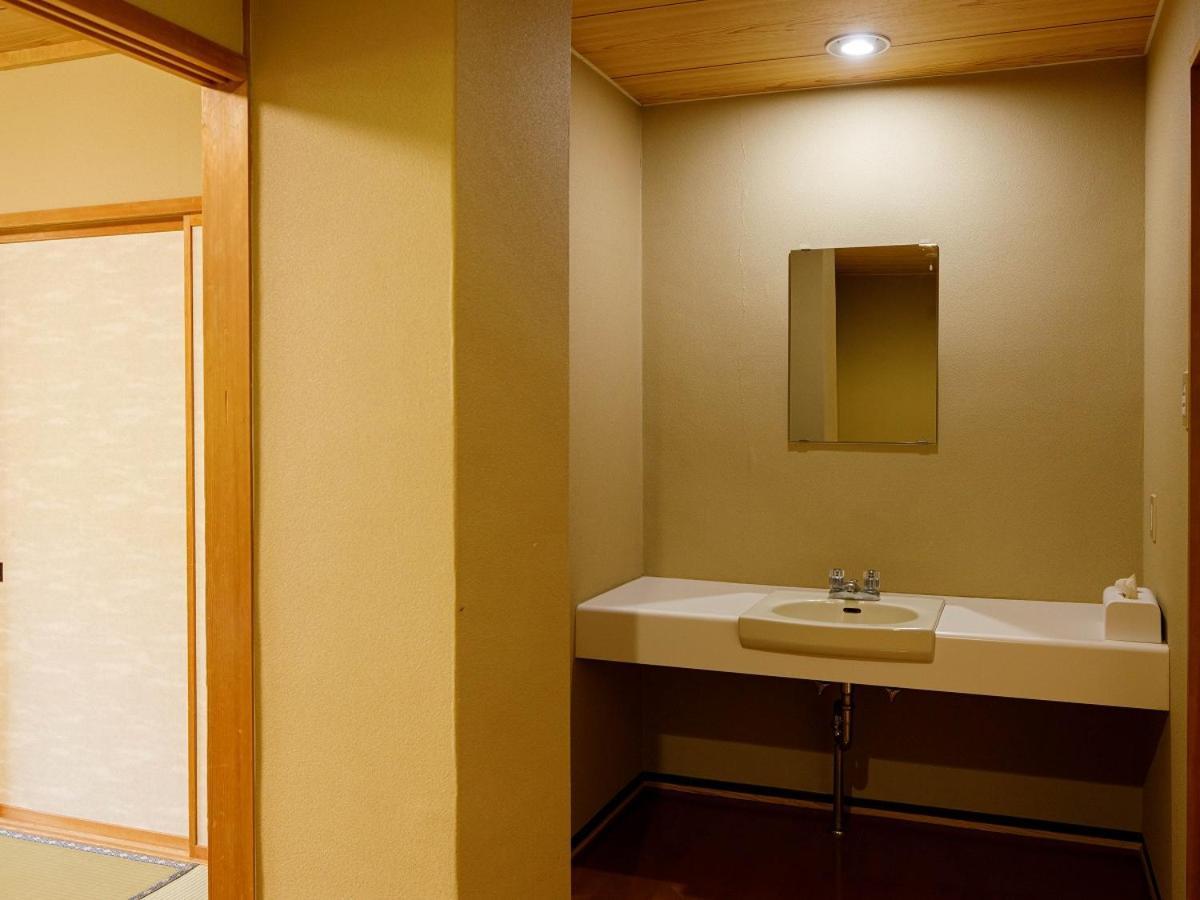 Hotel Iwasuge Yamanouchi  Zewnętrze zdjęcie