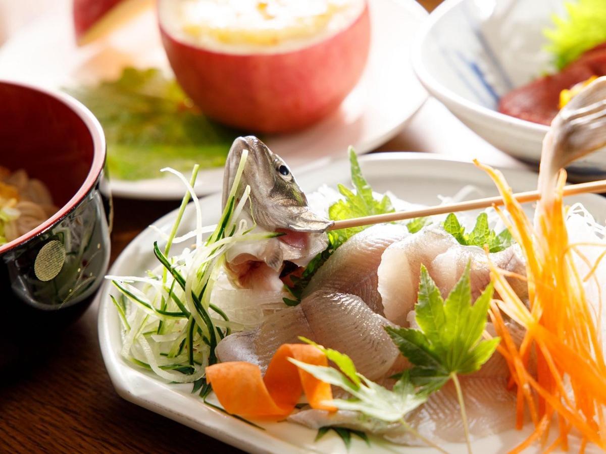 Hotel Iwasuge Yamanouchi  Zewnętrze zdjęcie